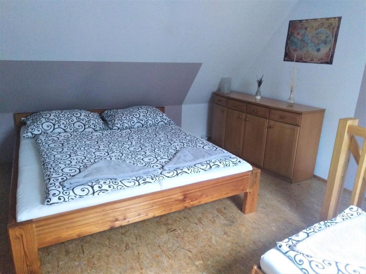 Penzion U Dvojice Нове-Место-на-Мораве Экстерьер фото