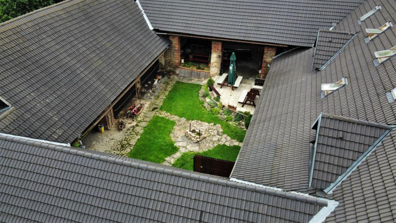 Penzion U Dvojice Нове-Место-на-Мораве Экстерьер фото